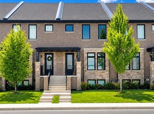 955 Walker Rd, Windsor, ON N8Y2M9