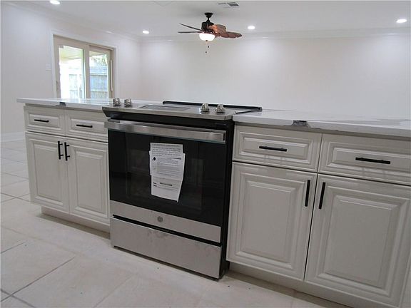 5th image of 3232 Nature Dr