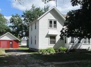 305 2nd St N, Wesley, IA 50483
