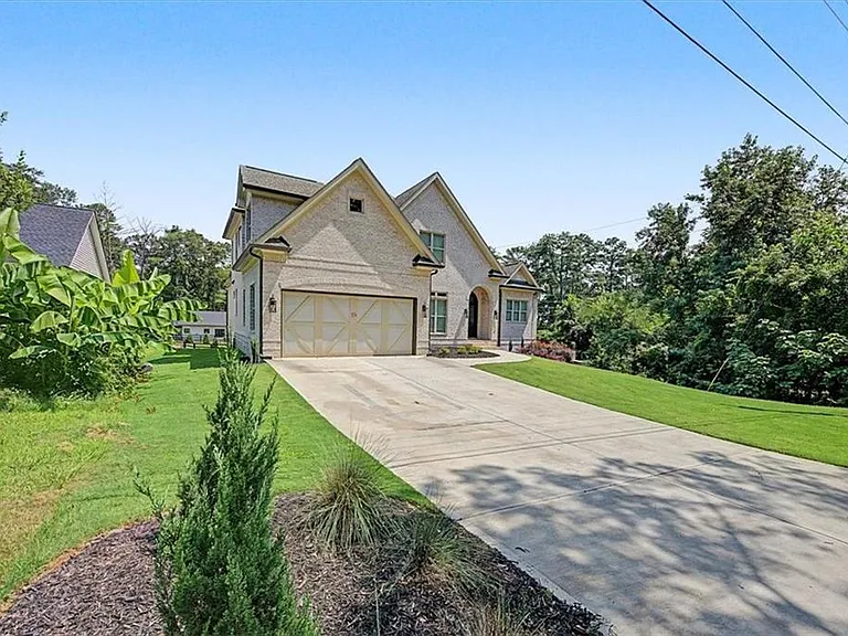 217 Laura Lake Rd — Photo 3