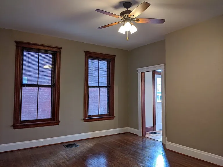2221 Scott Blvd — Photo 11