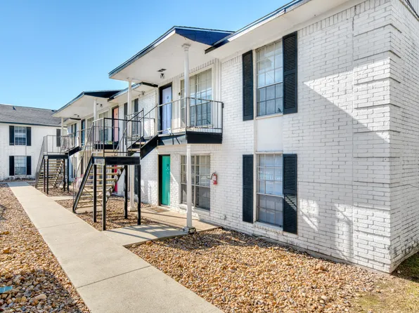 Midtown Manor and Towers