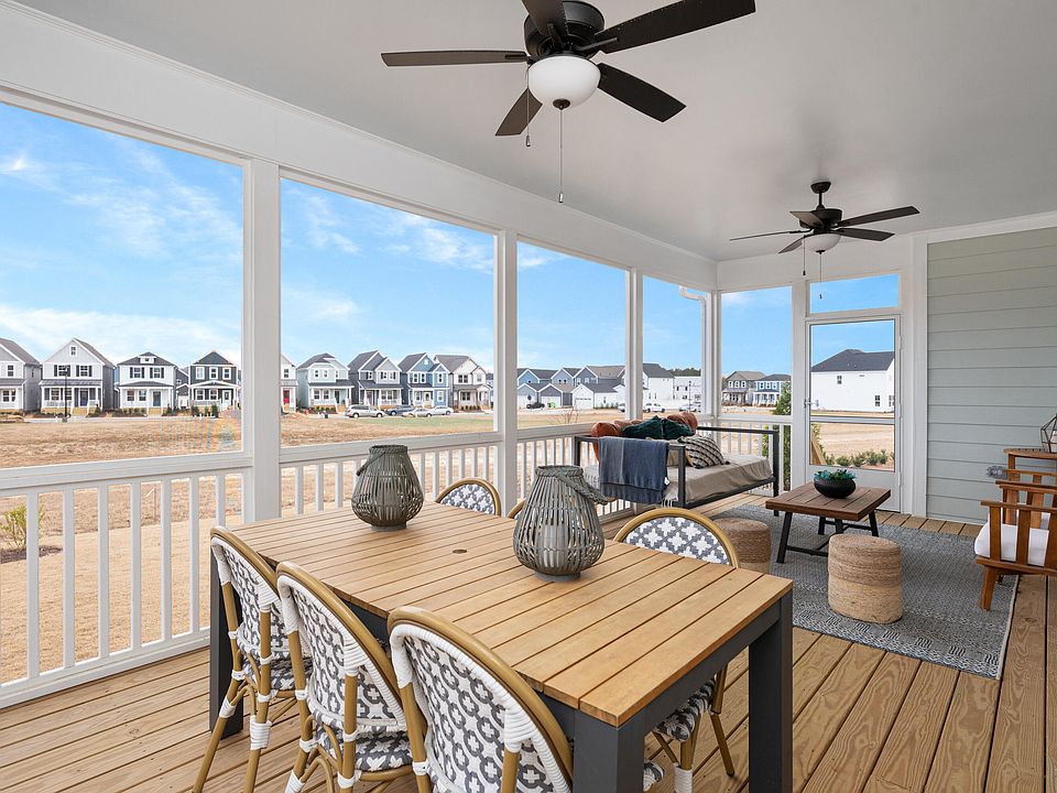 2nd image of 1613 Merry Meadow Way