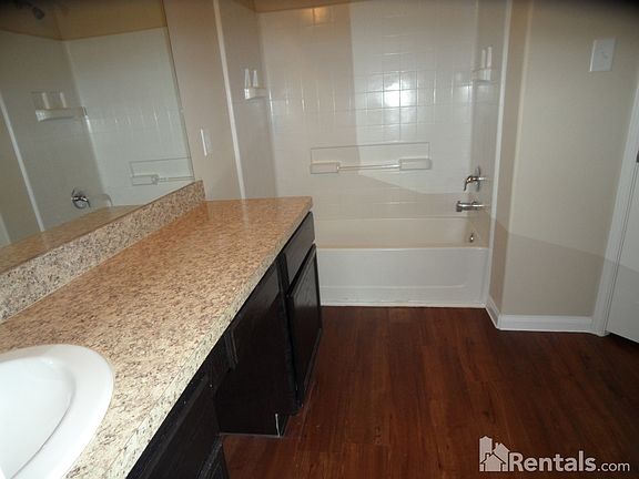 4th image of 2511 Bammelwood Dr