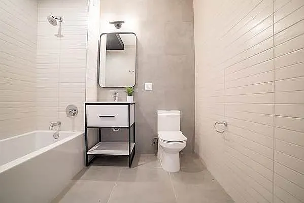 Rented by Highline Residential | media 27