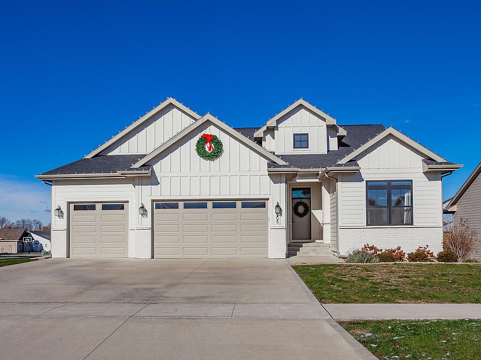 1st image of 205 Centennial Dr