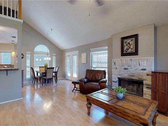 4th image of 1812 Sunflower Ln