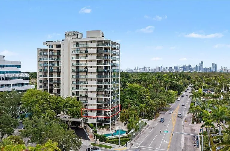 2575 S Bayshore Dr #4A — Photo 22