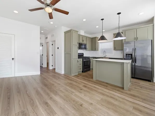 1369 E Main St #32, El Cajon, CA 92021