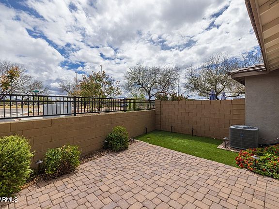 5th image of 755 E ZION Drive #102