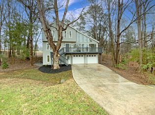 8324 Raintree Ln, Charlotte, NC 28277