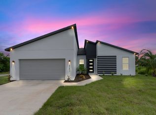 8292 Givlic Ln, North Port, FL 34287