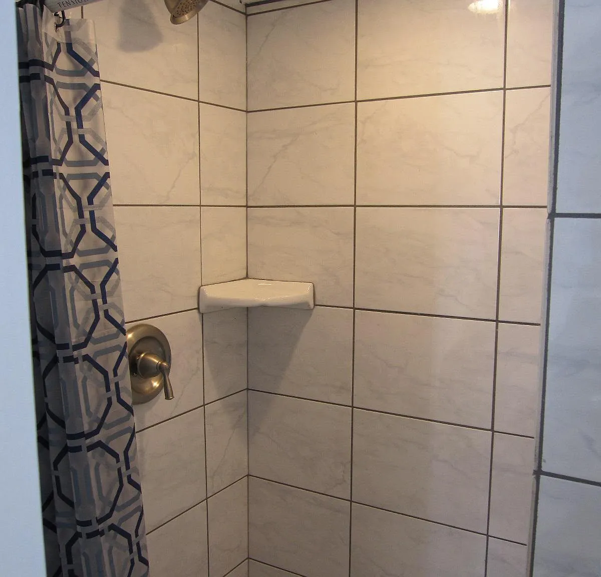 28 N Grosse Ave — Photo 3