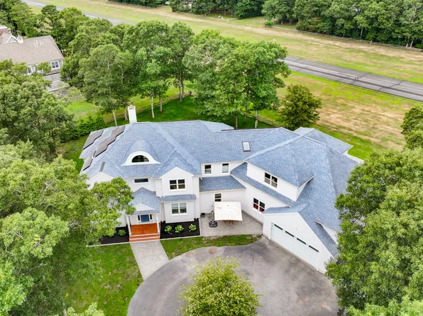 26 Ben Davis Lane, East Falmouth, MA 02536