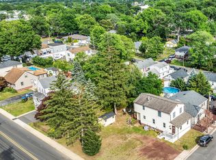 401 Walnut Street, Port Monmouth, NJ 07758