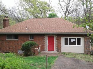 313 Circuit Ln, Pittsburgh, PA 15221