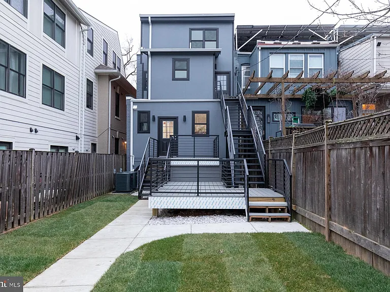 1321 Shepherd St NW — Photo 29