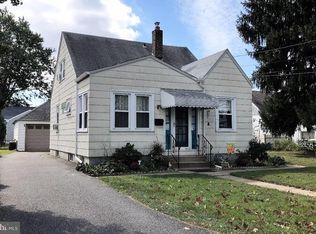 218 Willow Rd, Wallingford, PA 19086
