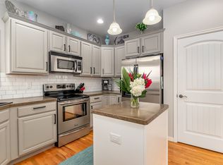 1729 Green River Dr, Windsor, CO 80550