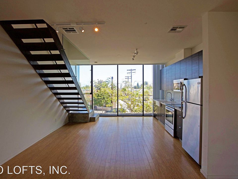 1st image of 3000 Upas St Unit 11