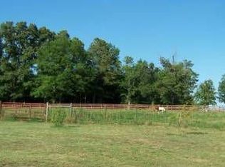 802 E County Line Rd, Danielsville, GA 30633