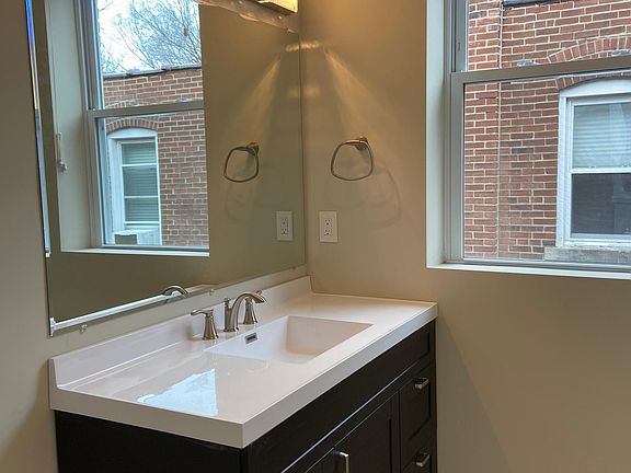2nd image of 1116 Louisville Ave #1S