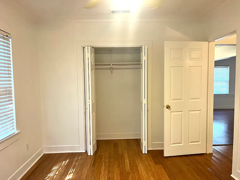 3302 Robinson Ave #A — Photo 8