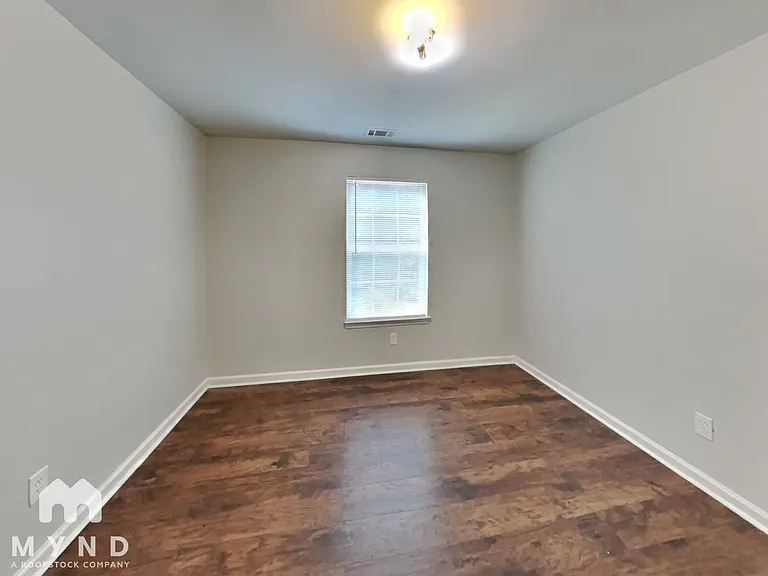 722 Village Overlook — Photo 16