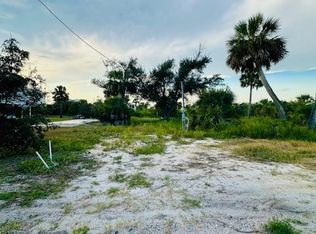 135 Desoto St, Port Saint Joe, FL 32456