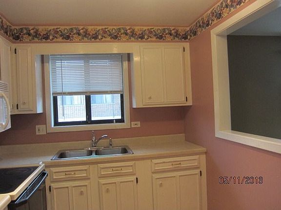5th image of 2317 N Neva Ave APT 409A