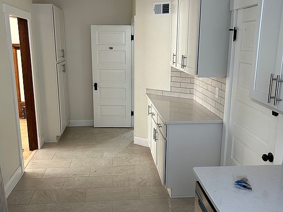 3rd image of 3202 N Humboldt Blvd #3202