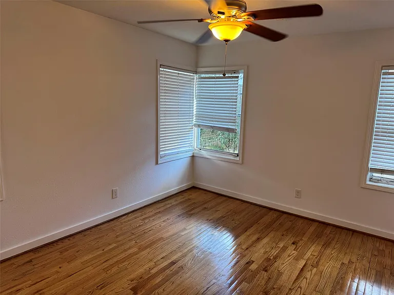 6944 Burgess St — Photo 33