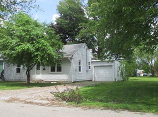 1308 N Franklin St, Robinson, IL 62454