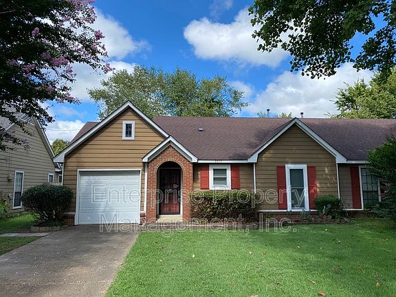 2nd image of 2275 Hometown Dr