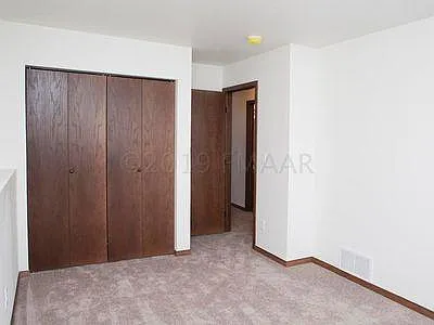 1099 Highland Ln W — Photo 19