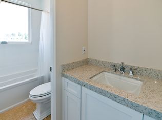 1041 8th St, Manhattan Beach, CA 90266