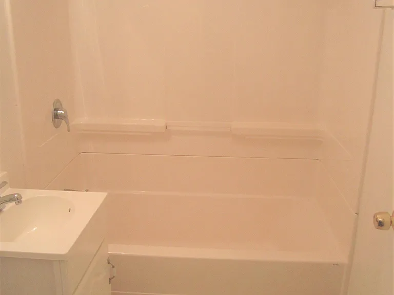 5710 Phillips Ave #A1 — Photo 8