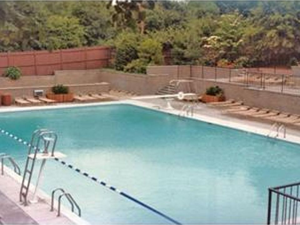 1st image of 99 Pond Ave APT 315