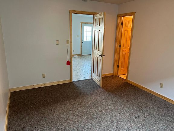 4th image of 4680 Vasey Ave #2