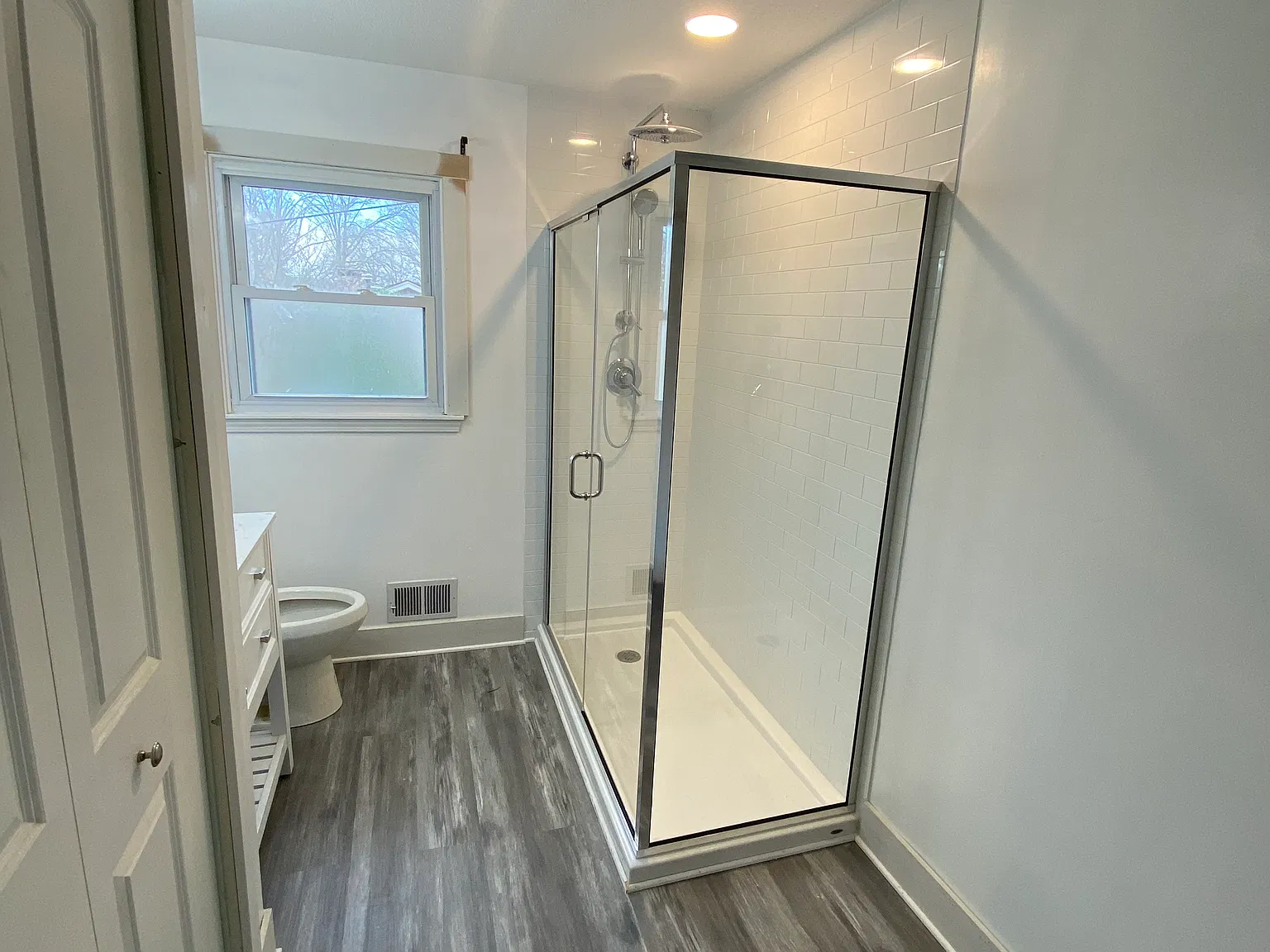 3 bed, 2272 sqft, $2,200 — Photo 4