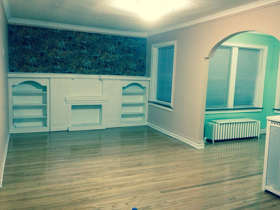 1st image of 3747 W Eastwood Ave #2