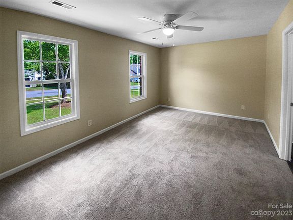 5th image of 9245 Tiger Lily Ln