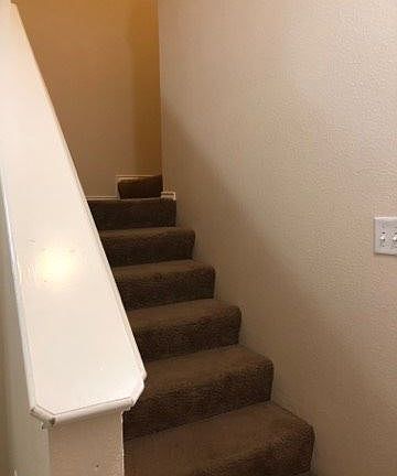 3rd image of 10719 Mathom Lndg APT 3