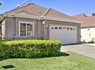 5118 Walnut Pointe Ln, Carmichael, CA 95608