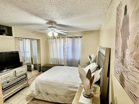 3rd image of 10076 NW 6th St #201