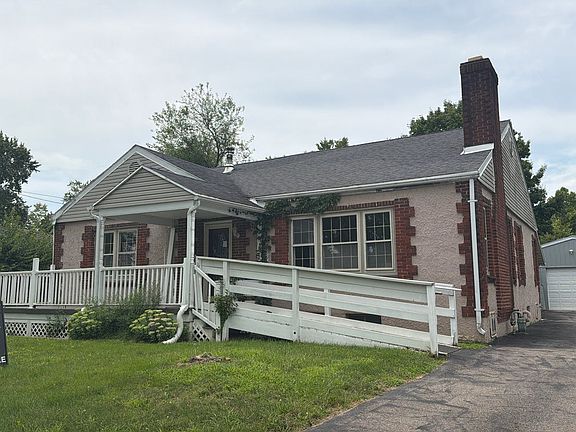 2nd image of 323 Saint Paul Ave