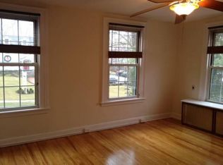 78 Prospect St APT 2S, Huntington, NY 11743