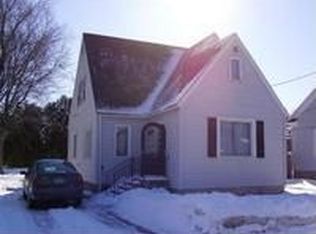 1117 38th Ave, Menominee, MI 49858