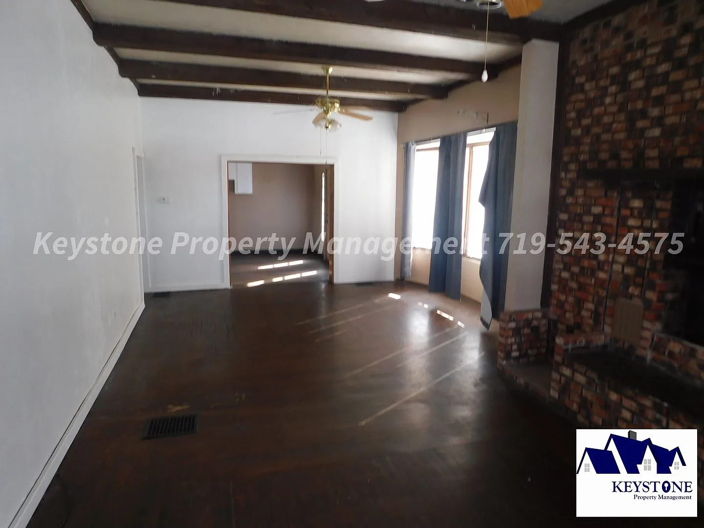 Spacious 2 Bed, 2 Bath Home Lots of Storage Space & Large Deck in the Backyard $1000/$1000 — Photo 4