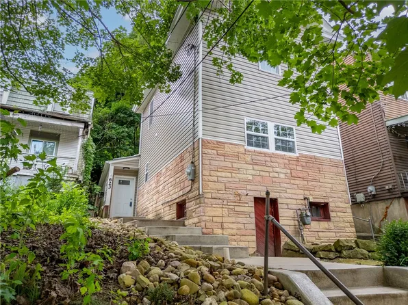 623 Farragut St, Pittsburgh, PA 15209